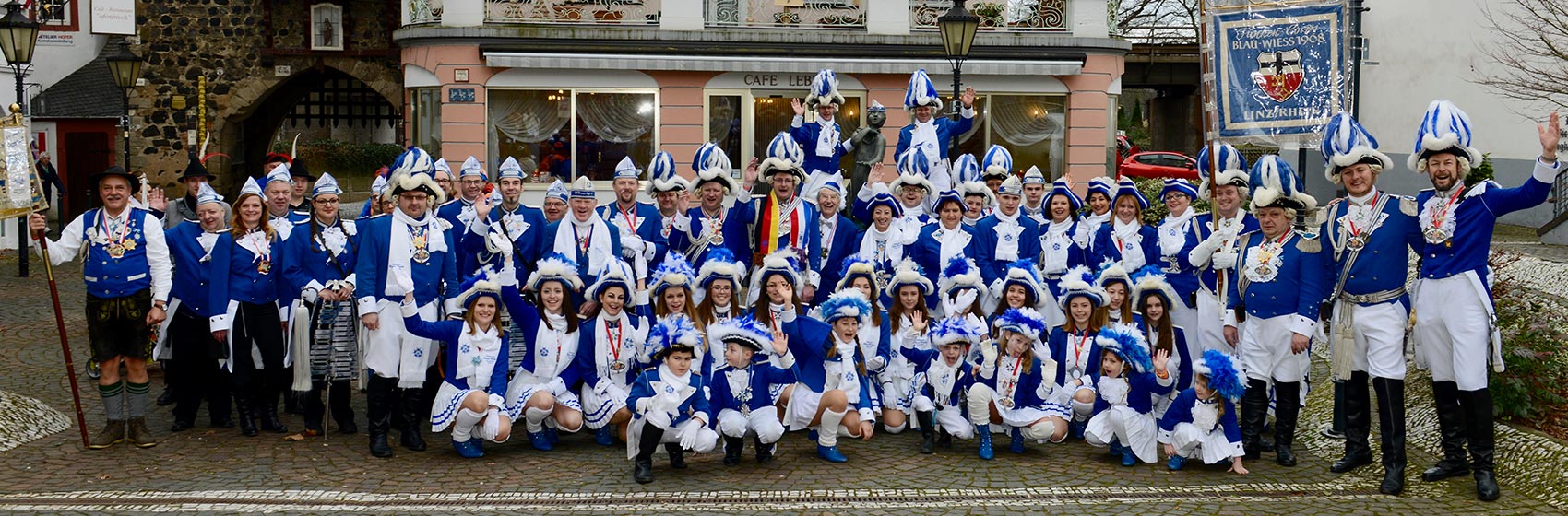 Funkencorps Blau-Wiess Rosenmontag 2017